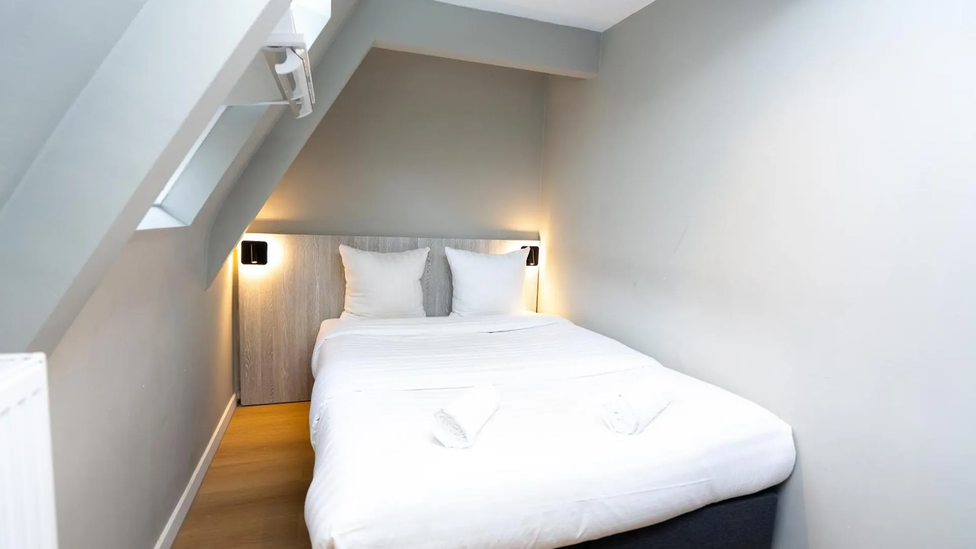 Crown Hotel Amsterdam