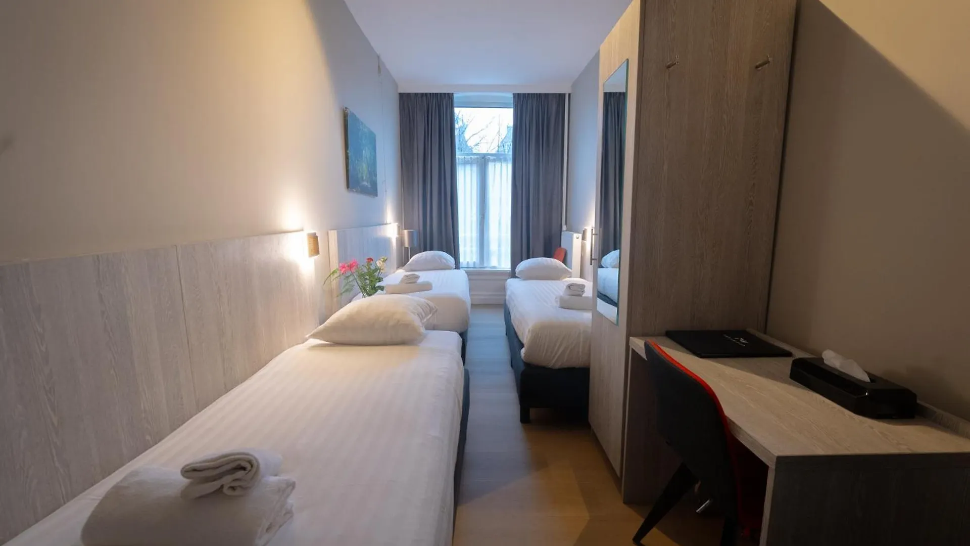 The Crown Hotel Ámsterdam