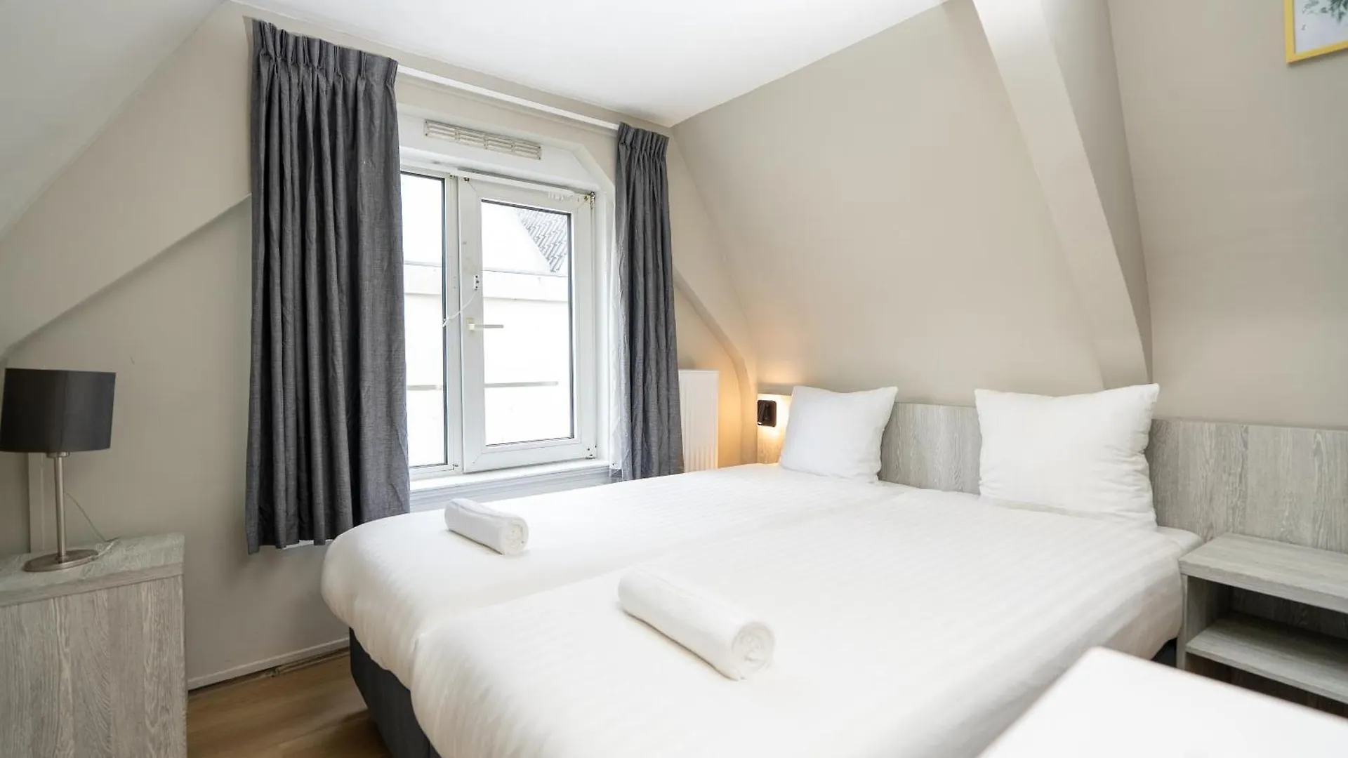The Crown Hotel Ámsterdam
