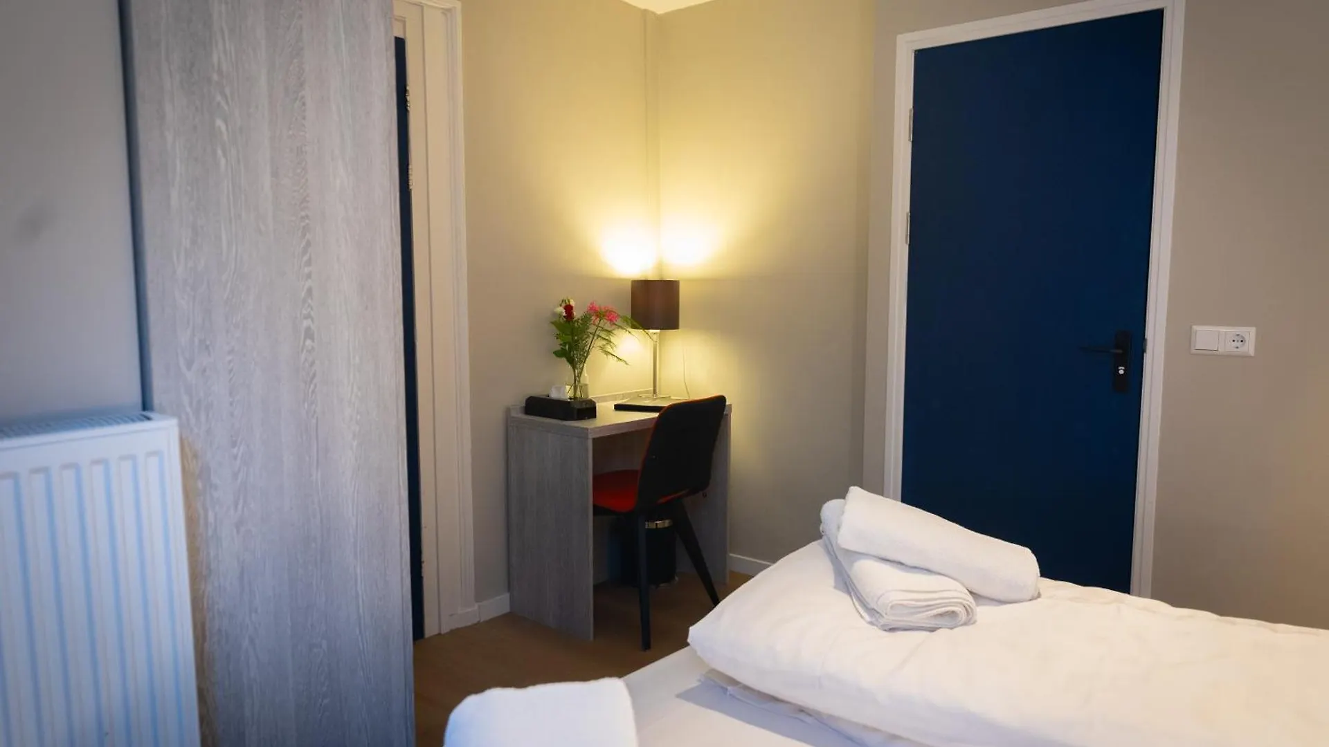 Crown Hotel Amsterdam Netherlands